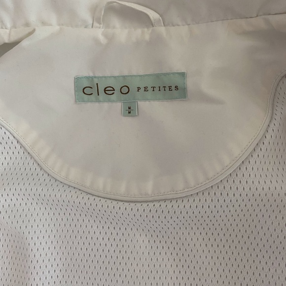 Wind and water Resistance Jacket - Picture 2 of 12